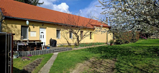 Eladó családi ház, Badacsonytördemicen 86 M Ft, 4 szobás