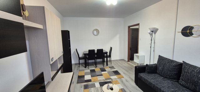 Kiadó panellakás, albérlet, Debrecenben, Karácsony György utcában