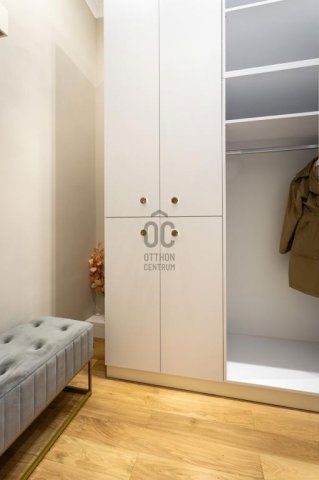 Eladó téglalakás, Budapesten, V. kerületben 239 M Ft, 3 szobás