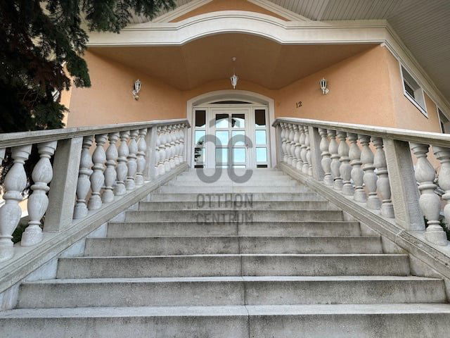 Eladó családi ház, XXIII. kerületben, Házikert utcában