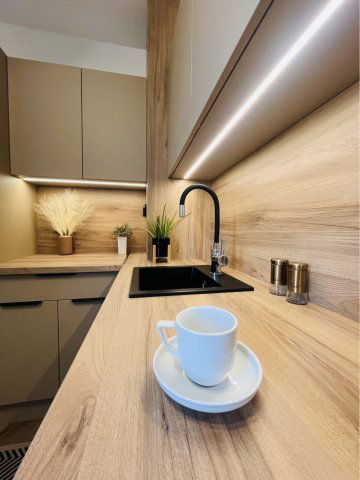 Eladó panellakás, Pécsett 64.9 M Ft, 3 szobás