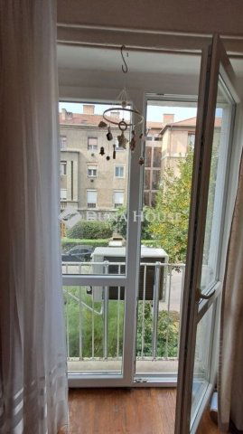 Eladó téglalakás, Pécsett 55.9 M Ft, 2 szobás