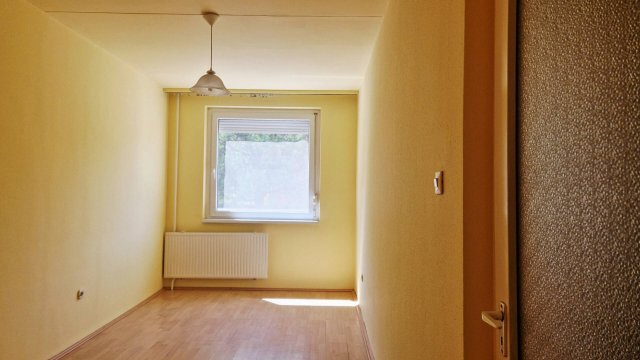 Eladó téglalakás, Debrecenben 56 M Ft, 2 szobás