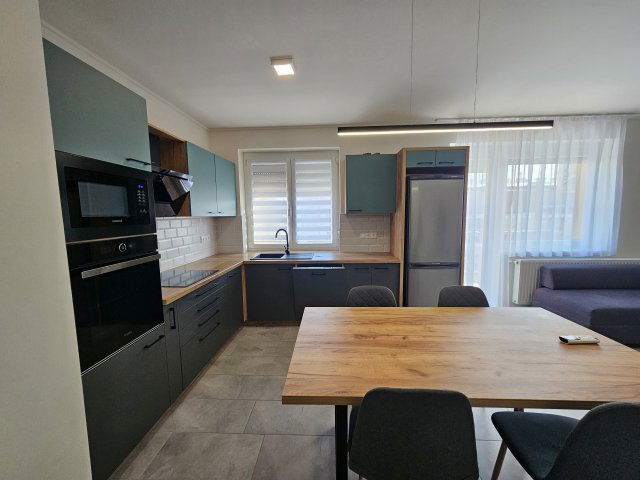 Kiadó téglalakás, albérlet, Pápán 150 E Ft / hó, 2 szobás