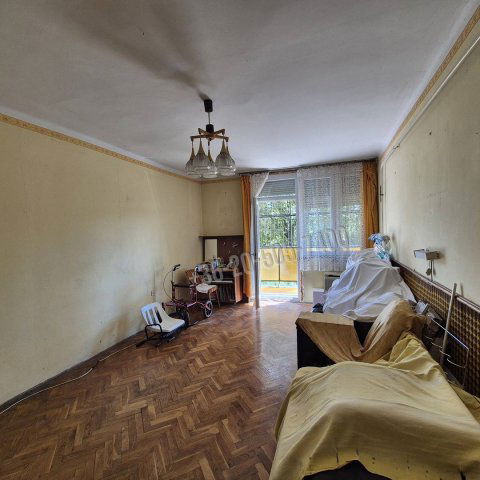 Eladó téglalakás, Miskolcon 24 M Ft, 2 szobás