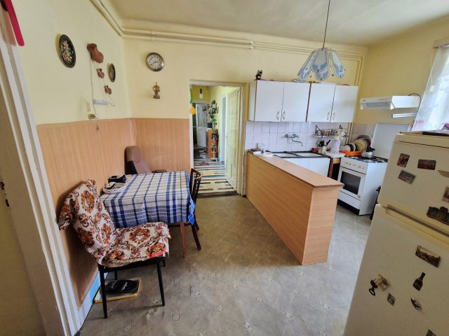 Eladó családi ház, Taksonyon 74.9 M Ft, 4 szobás