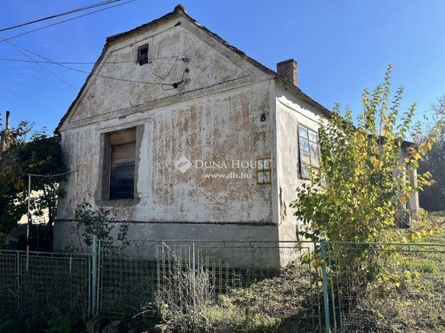 Eladó családi ház, Pécsváradon 7.9 M Ft, 2 szobás