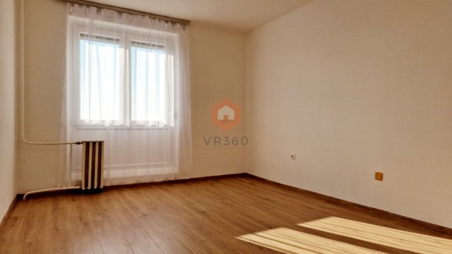Kiadó panellakás, albérlet, Pécsett, Nagy Imre úton, 1+1 szobás