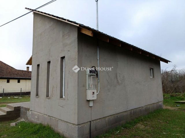 Eladó családi ház, Tápióbicskén 22.9 M Ft, 3 szobás