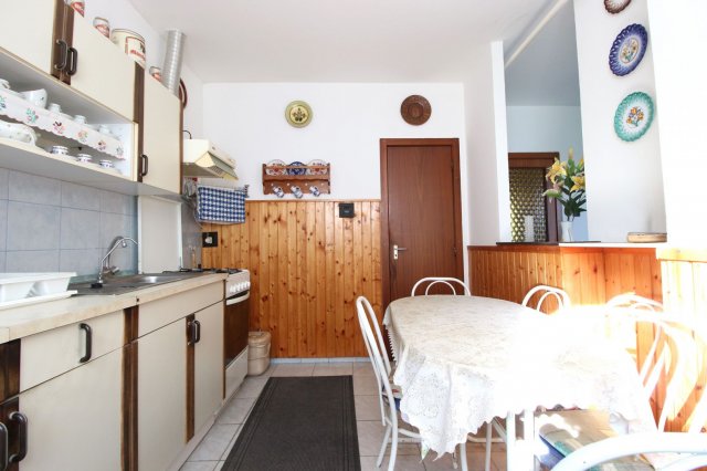 Eladó családi ház, Győrladaméren 65 M Ft, 3 szobás
