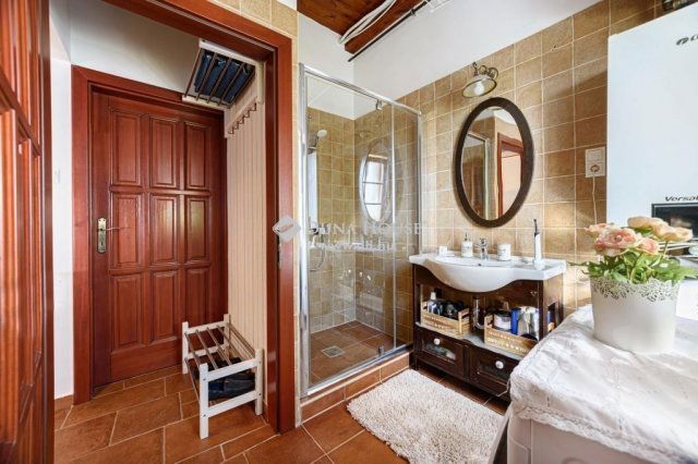 Eladó családi ház, Pilisszentkereszten 168 M Ft, 4 szobás