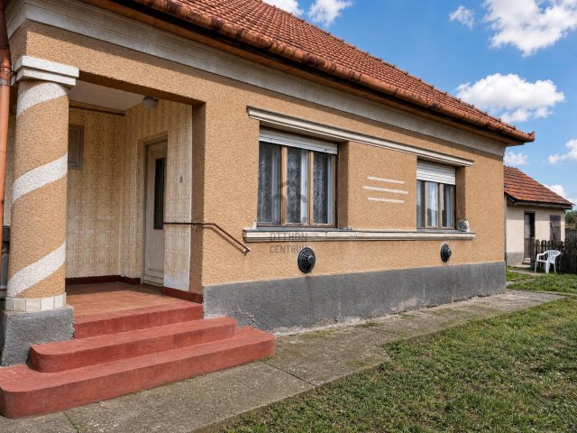 Eladó családi ház, Abonyban 24.9 M Ft, 2 szobás