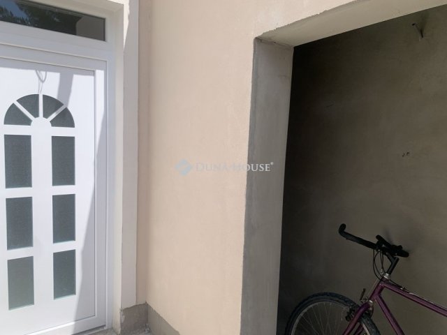 Eladó téglalakás, Budapesten, XX. kerületben 54 M Ft, 2 szobás