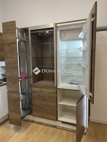 Eladó téglalakás, Budapesten, II. kerületben 189.5 M Ft