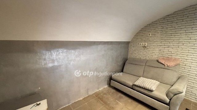 Eladó ipari ingatlan, Budapesten, VI. kerületben 20.9 M Ft