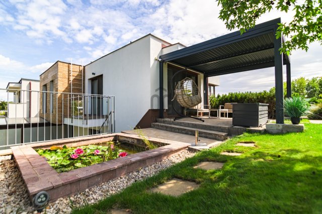 Eladó ikerház, Budapesten, III. kerületben 334.99 M Ft, 4 szobás