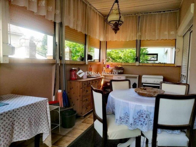 Eladó ikerház, Vasváron 70 M Ft, 4+1 szobás