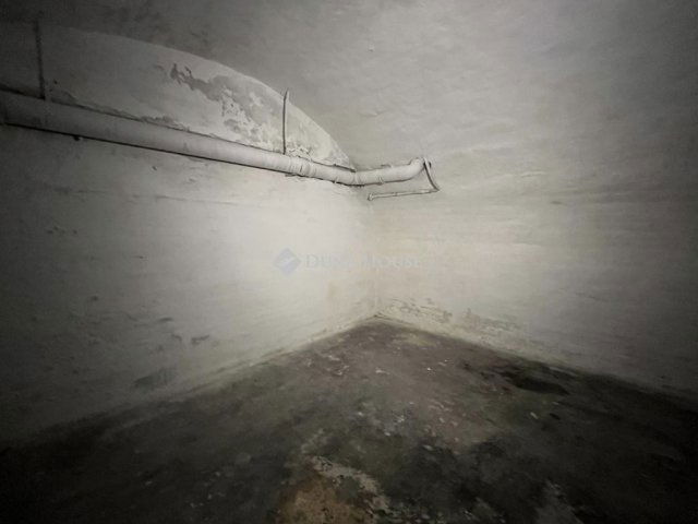 Eladó üzlethelyiség, Budapesten, IX. kerületben 99 M Ft