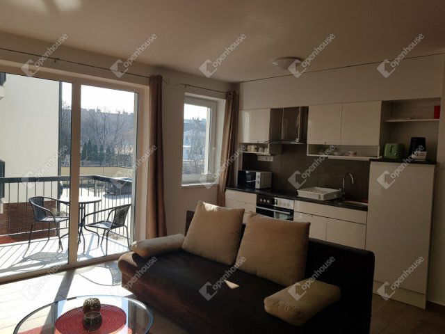 Kiadó téglalakás, albérlet, Szegeden 230 E Ft / hó, 3 szobás