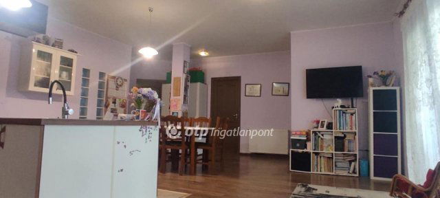 Eladó családi ház, Szigethalmon 70.5 M Ft, 2+1 szobás