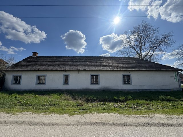 Eladó családi ház, Lajosmizsén 35 M Ft, 6 szobás