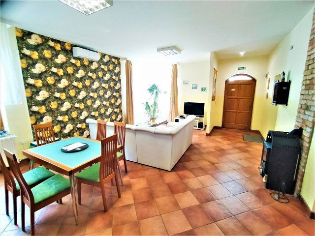 Eladó családi ház, Miskolcon 99 M Ft, 6 szobás