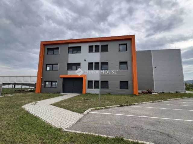 Kiadó iroda, Szentendrén 4920 E Ft / hó / költözzbe.hu