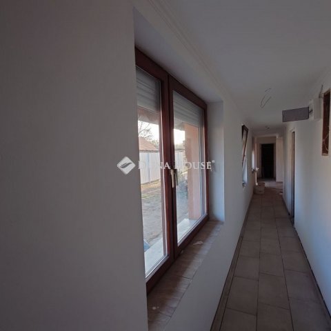 Eladó családi ház, Örkényen 58 M Ft, 3 szobás