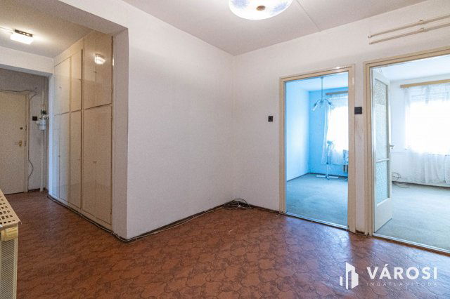 Eladó téglalakás, Békéscsabán 42 M Ft, 1+2 szobás