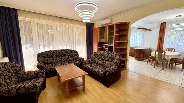 Kiadó téglalakás, albérlet, Debrecenben 500 E Ft / hó, 4 szobás