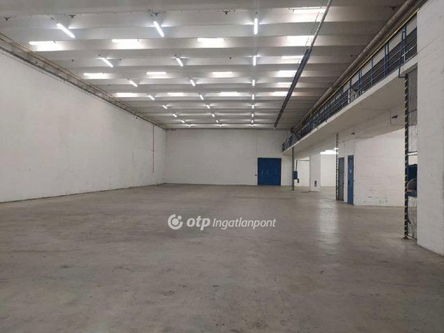 Kiadó ipari ingatlan, Győrött 1552 E Ft / hó