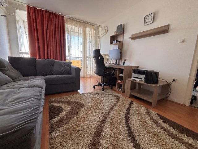 Eladó panellakás, Pécsett, Endre utcában 49.9 M Ft, 1+1 szobás