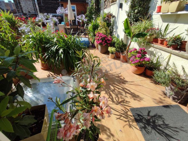 Eladó téglalakás, Budapesten, VI. kerületben, Rózsa utcában