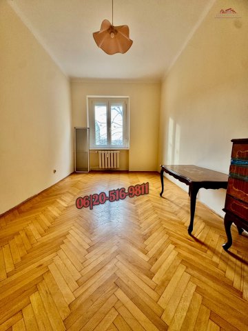 Eladó téglalakás, Dunaújvárosban 31.99 M Ft, 2 szobás