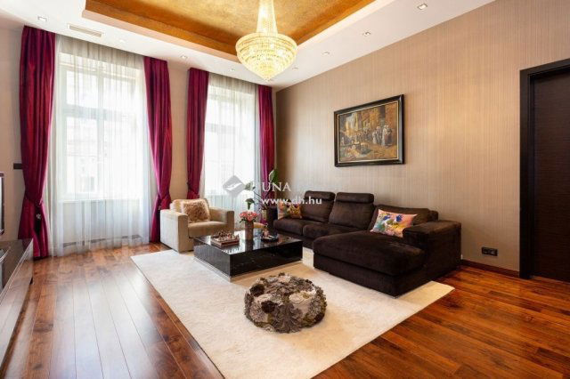 Eladó téglalakás, Budapesten, VII. kerületben 403.86 M Ft