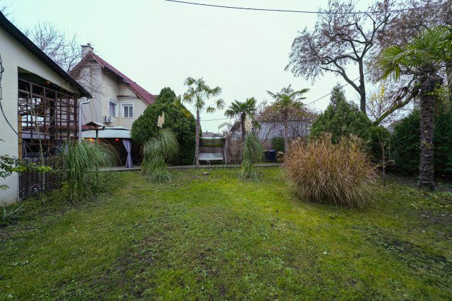 Eladó családi ház, Budapesten, XIII. kerületben 129.9 M Ft