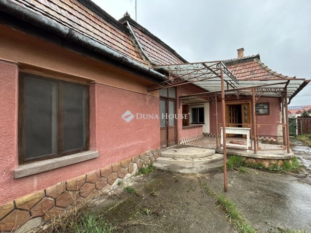 Eladó családi ház, Albertirsán 60 M Ft, 4 szobás