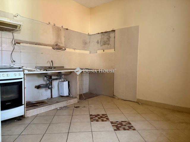 Eladó családi ház, Budapesten, XVIII. kerületben 69.9 M Ft