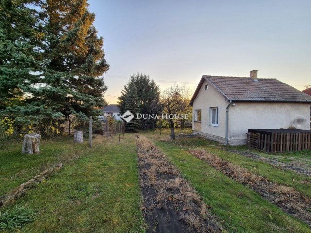 Eladó nyaraló, Erdőkertesen 47.9 M Ft, 1 szobás