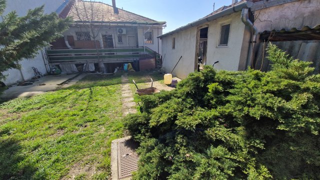 Eladó családi ház, Budapesten, XIV. kerületben, Egressy úton