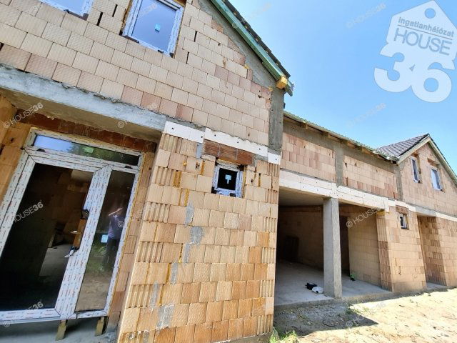 Eladó téglalakás, Budapesten, XVIII. kerületben 144 M Ft