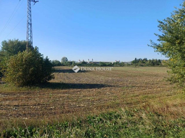 Eladó telek, Nyékládházán 12 M Ft / költözzbe.hu