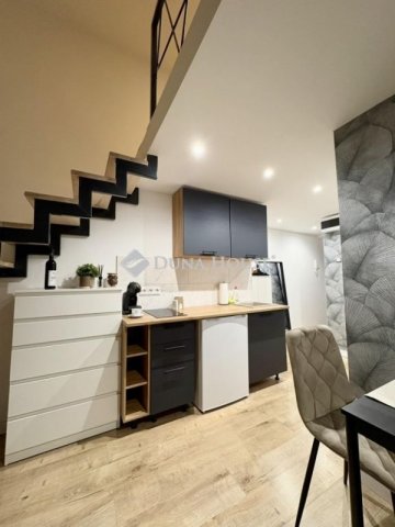 Eladó téglalakás, Budapesten, XIII. kerületben 36 M Ft, 1 szobás