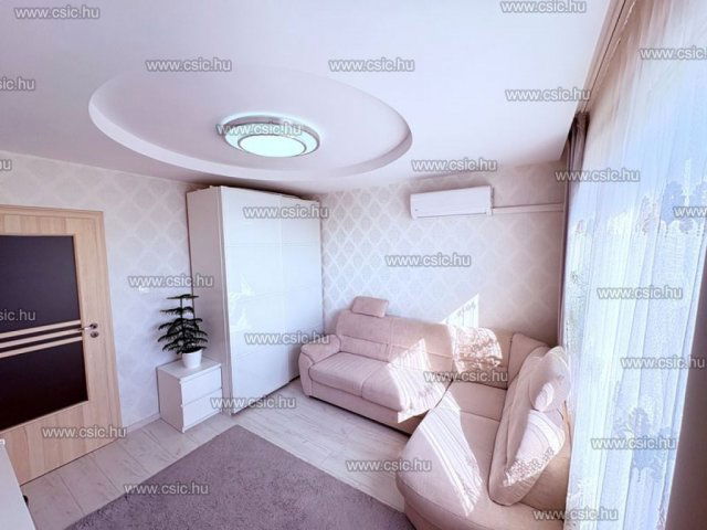 Eladó téglalakás, Budapesten, XV. kerületben 80 M Ft, 3 szobás