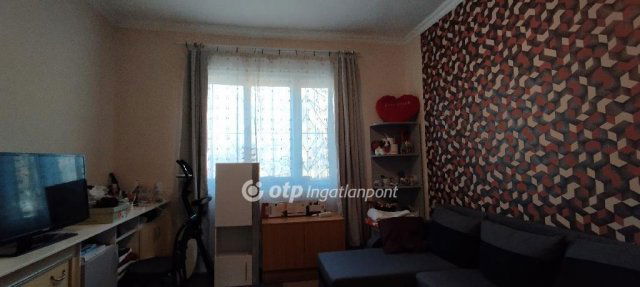 Eladó családi ház, Nagykátán 39 M Ft, 3 szobás