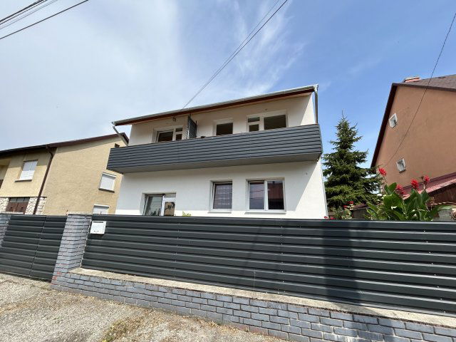 Eladó hotel, Győrött 179 M Ft, 11 szobás / költözzbe.hu