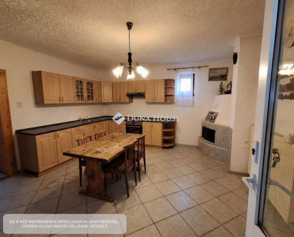 Eladó családi ház, Szentpéterfán 52 M Ft, 4 szobás