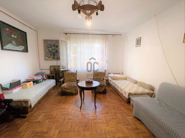 Eladó családi ház, Mogyoródon 72 M Ft, 6 szobás