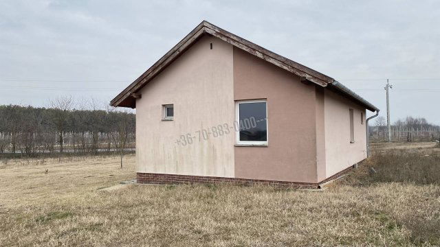 Eladó telek, Dabason 85 M Ft, 2 szobás / költözzbe.hu