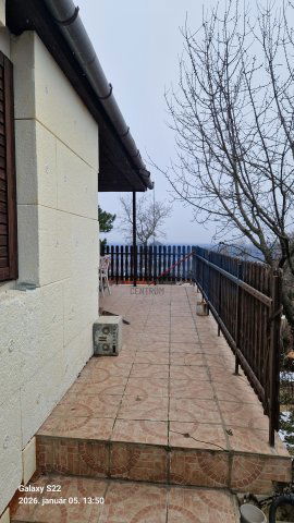 Eladó családi ház, Szentendrén 75 M Ft, 3 szobás